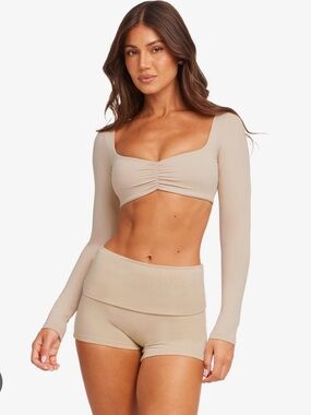 Crop Shop Boutique CSB fawn Margo ruched long sleeve crop top sports bra layer